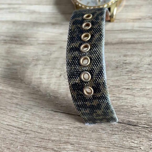 Guess leopard watch - Picture 3 of 3